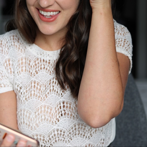 Beige lace t-shirt - Picture 1 of 5